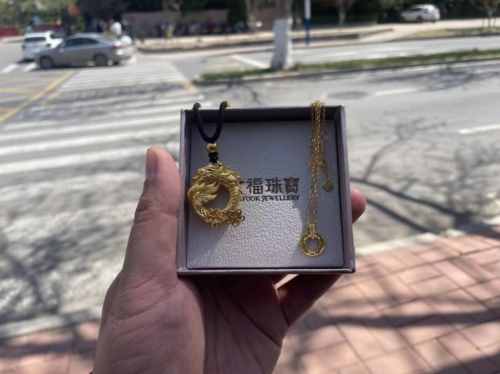 济南永大颐和园上门回收六福珠宝新买的黄金首饰