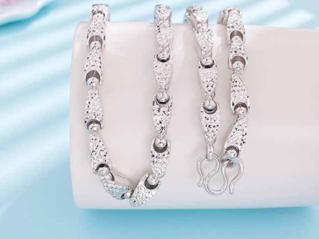 2025版熊猫金币15克今日价格（2026年02月11日）