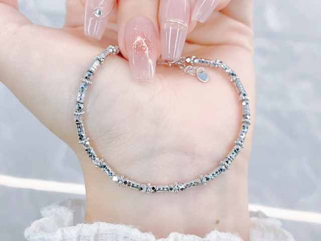 3月3日白银早评：中东冲突长期化担忧日盛 白银昨日高开低走