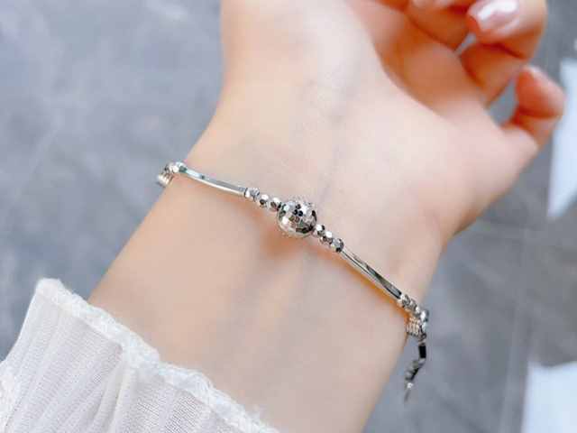 美储或不会迅速缩表银价偏多