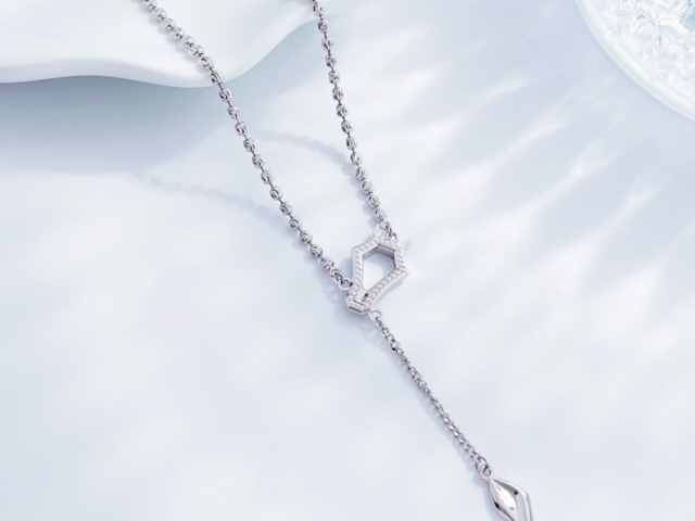 香港六福铂金多少钱一克（2026年02月06日）