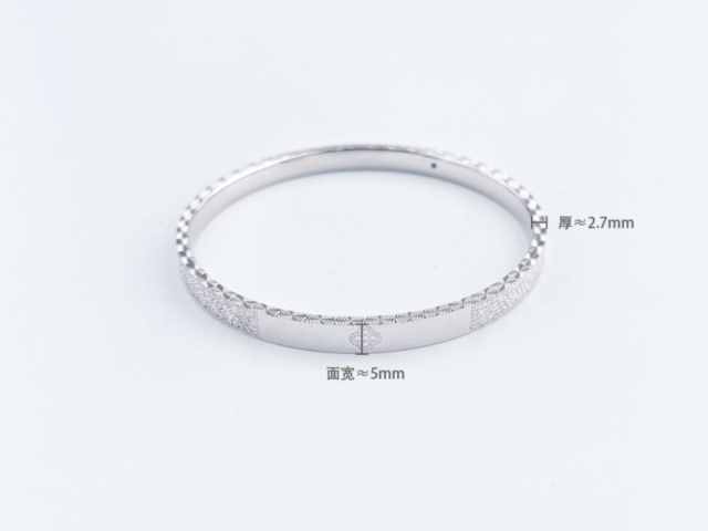 3月6日莱音珠宝黄金价格报1579元/克 较上一日下跌20元/克