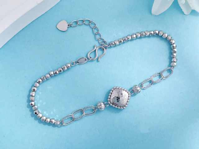 2026年1月14日力量钻石主力资金净流出2044.02万元