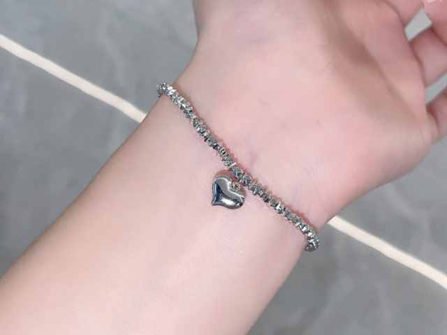 2026年4月22日济南老庙黄金报1457.0元/克 较月初上涨0.83%