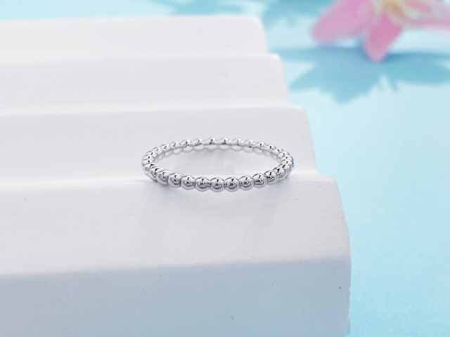 1月26日济南周生生黄金价格报1574元/克 较上一日上涨23元