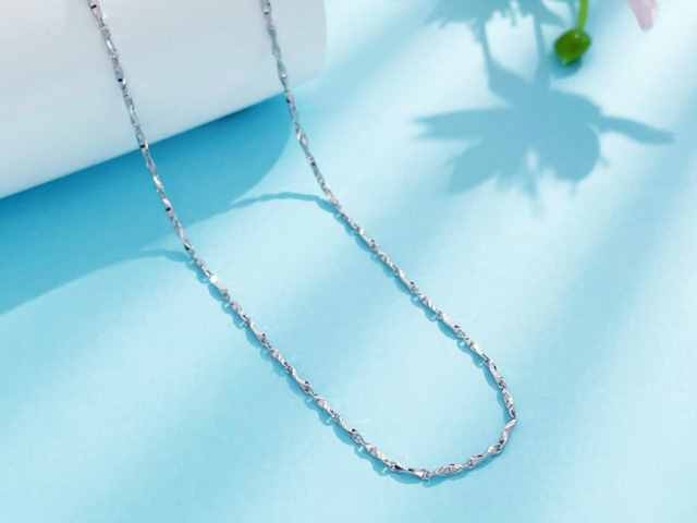 3月17日沪银主力合约日内短线走低 最新报20407.00元/千克