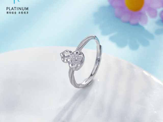 金价巨震寻底 三支撑定反弹成败