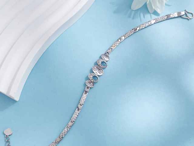 金银街千足金首饰价格今天多少一克（2026年02月04日）