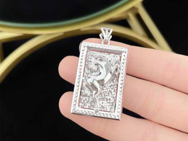 2025版熊猫纪念币100克精制金币现在市场价是多少（2026年01月19日）