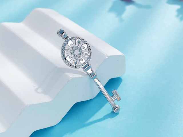 4月3日济南周生生黄金价格报1442元/克 较上一日下跌7元/克