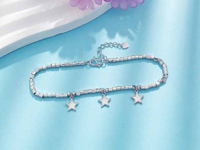 2月5日济南老庙黄金价格报1555元/克 较昨日下跌16元/克