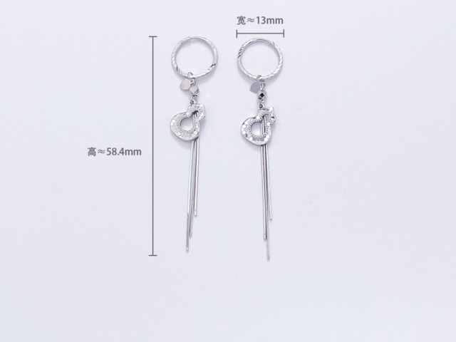 潮宏基2026年3月9日收盘报10.58元下跌2.76%