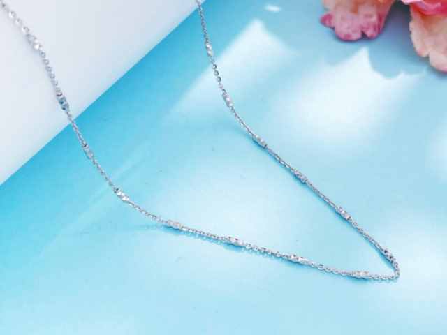 2026年3月4日萃华珠宝收盘报7.85元下跌2.73%