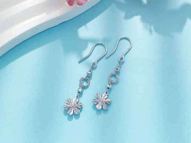 香港六福黄金饰品价格今天多少一克（2026年02月02日）