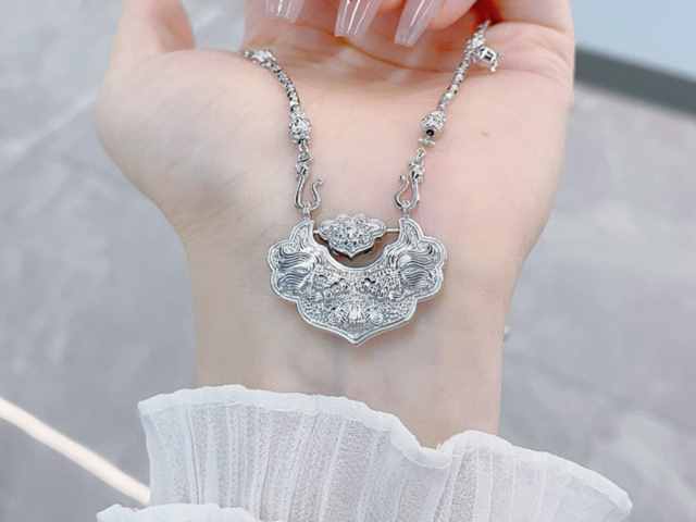 3月6日沪金主力日内短线走低 最新报1142.00元/克