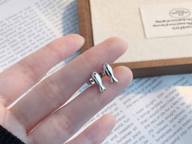 国际金价飙升引爆银行“淘金热”