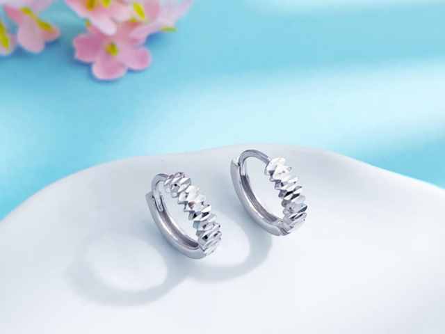 斯尔沃银器白银基价今天多少一克（2026年03月03日）