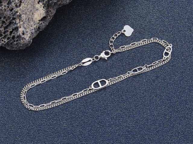 避险需求升温+实物短缺 沪银走势继续登高