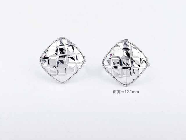 伦敦银出现回调行情 白宫密关“遭枪击”事件