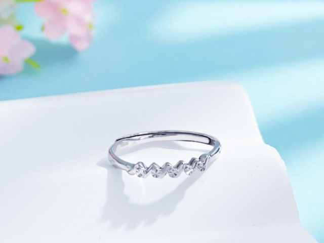 2026年1月15日周大福黄金1436元/克 铂金939元/克