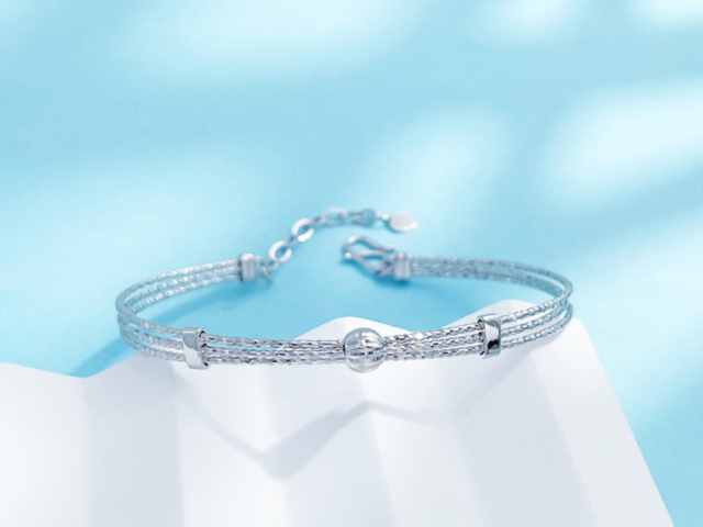 上海老凤祥铂金多少钱一克（2026年02月04日）参考价格