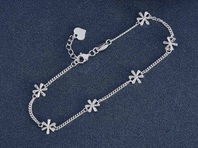 黄金十字星收盘 多空静待美联储AI答案