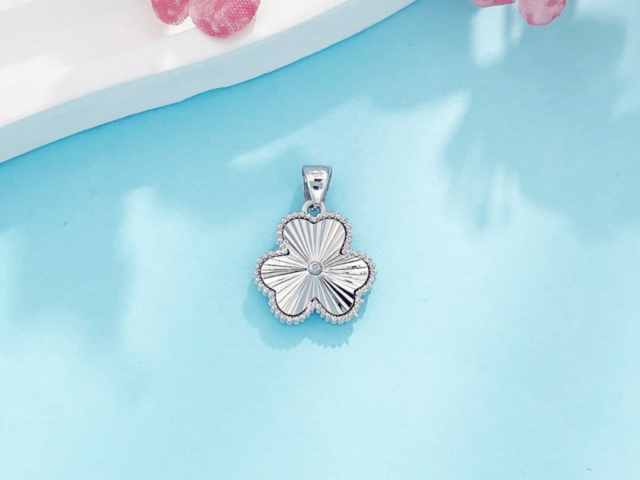 2025版1克熊猫金币现在是多少价钱(2026年02月02日)