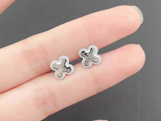 最新美黄金期货实时行情查询(2026年2月4日)