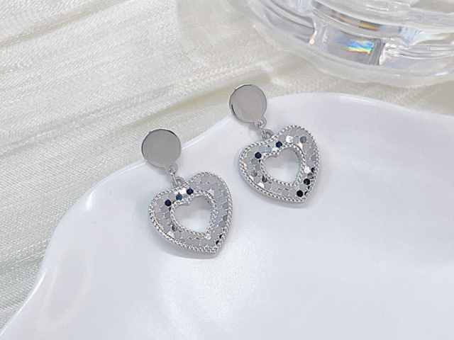 香港六福金条价格今天多少一克（2026年03月06日）