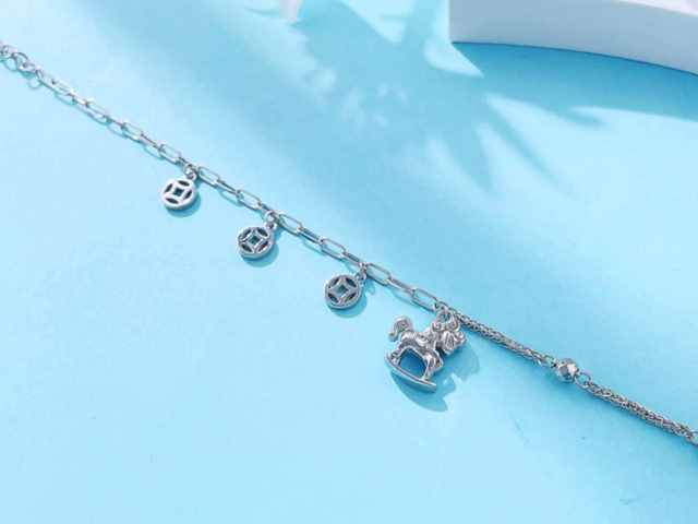 萃华金店黄金价格今天多少一克（2026年02月12日）