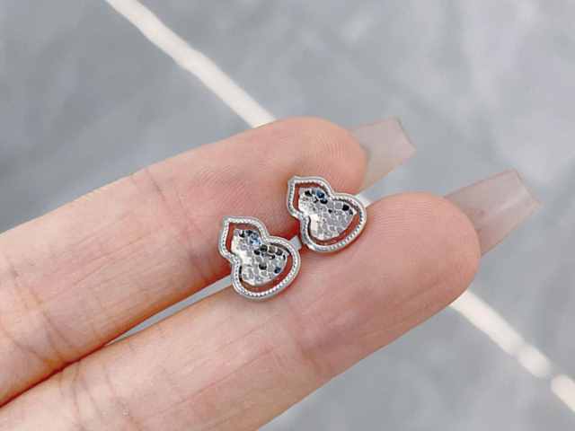 2026年3月19日贵金属上一交易日收盘概况