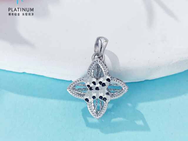 贸易担忧叠加避险情绪 黄金价格高位盘整