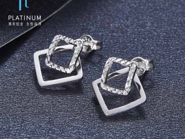 3月11日明牌珠宝黄金价格报1599元/克 较上一日上涨13元/克