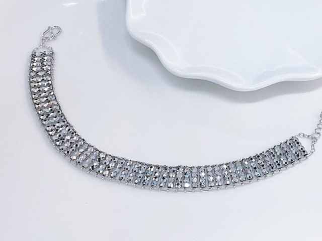 菜百股份2026年3月2日主力资金净流出2084.98万元