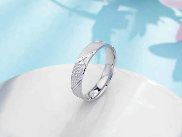 COMEX白银震荡偏强 美伊缺乏直接沟通机制