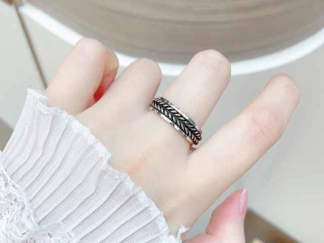 黄金自高位闪跌逾700美元 牛市步入高波动震荡期？