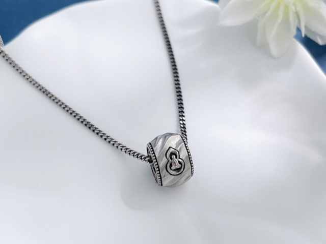 3月2日菜百黄金价格报1585元/克 较上一日上涨30元/克