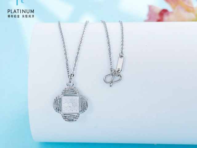 1月27日莱音珠宝黄金1585元/克 金条报1585元/克