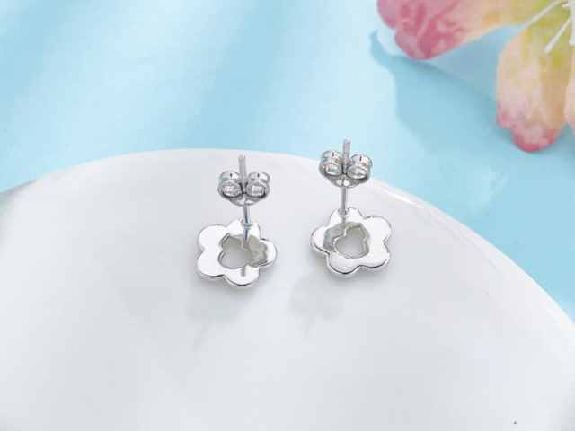 老凤祥黄金价格今天多少一克（2026年02月25日）