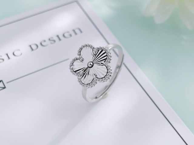 昆明周生生今日金价是多少（2026年2月3日）