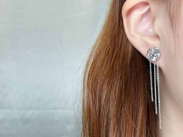 【白银etf持仓量】3月2日白银ETF较上一交易日下跌90.16吨