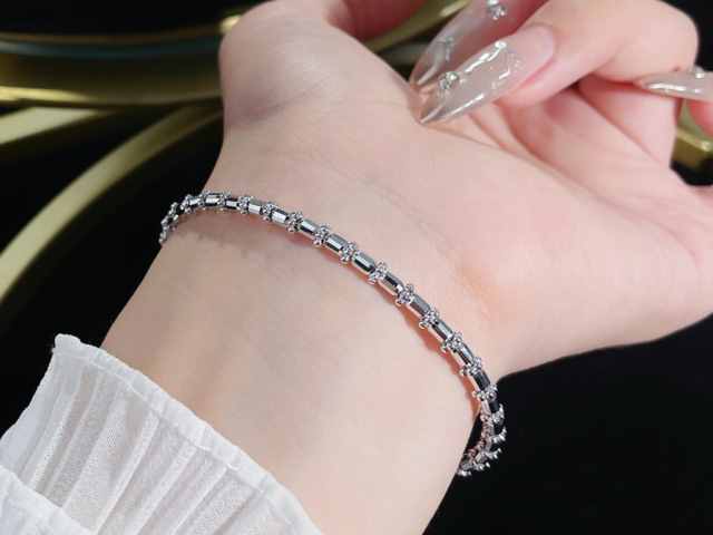 1月22日白银早评：美收回对欧洲8国的关税威胁 银价一度跌至90美元