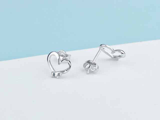 伦敦金关注4600支撑位 加征关税或对经济影响有限