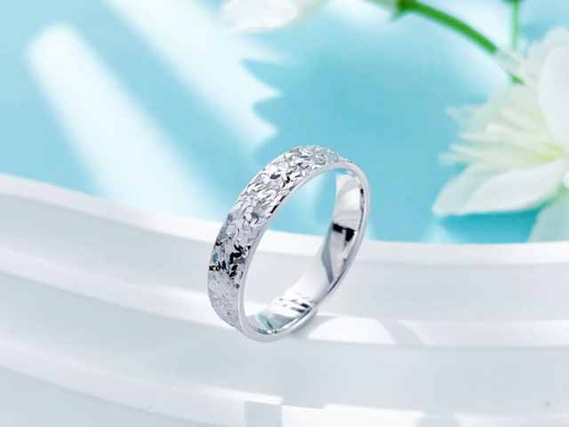 潮宏基黄金价格今天多少一克（2026年03月04日）