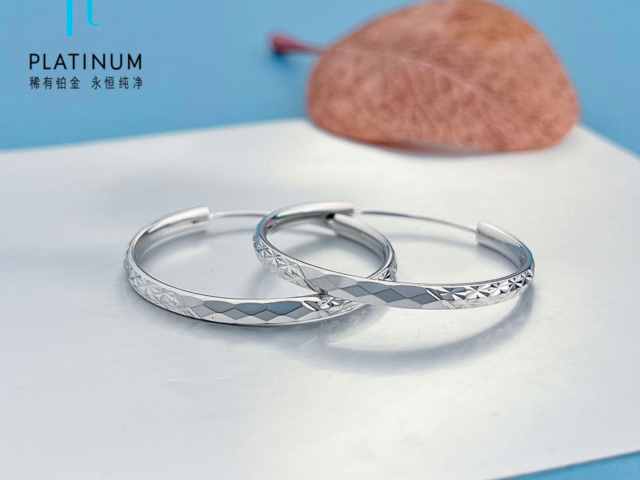 金至尊今天黄金价格多少一克(2026年2月2日)