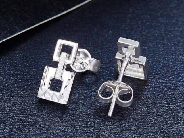 周生生黄金价格今天多少一克（2026年03月06日）