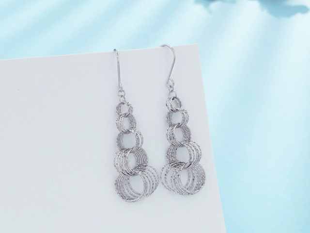 周生生黄金价格今天多少一克（2026年03月12日）