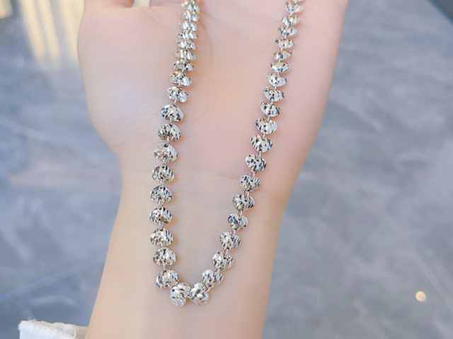 今日建行黄金价格走势图最新查询（2026年1月16日）