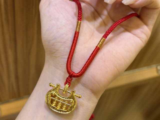 1月7日铂金主力合约日内跌超4.00%（附珠宝品牌铂金报价）