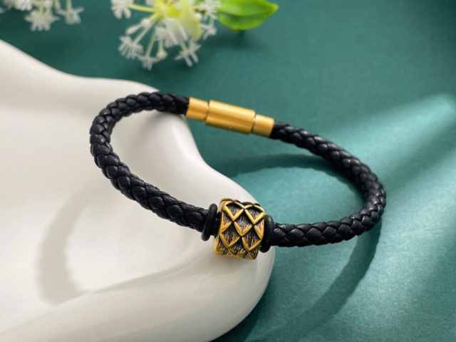 摩根大通等机构悄然离场 黄金4600防线破探坑